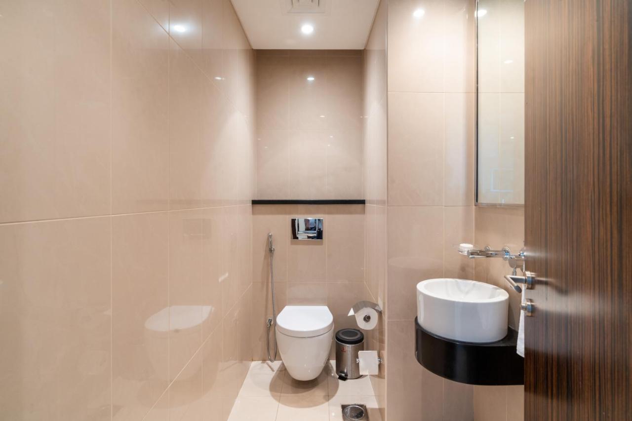 Royal Club By Rvhr, Bonnington Residential Tower - Jlt Apartment Dubai Exterior photo